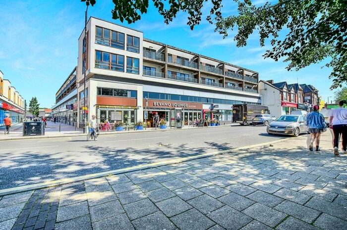 1 Bedroom Apartment To Rent In Flixton Road, Urmston, Manchester, M41