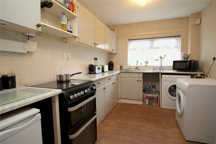 3 Bedroom Terraced House To Rent In Oldwyk, Basildon, SS16