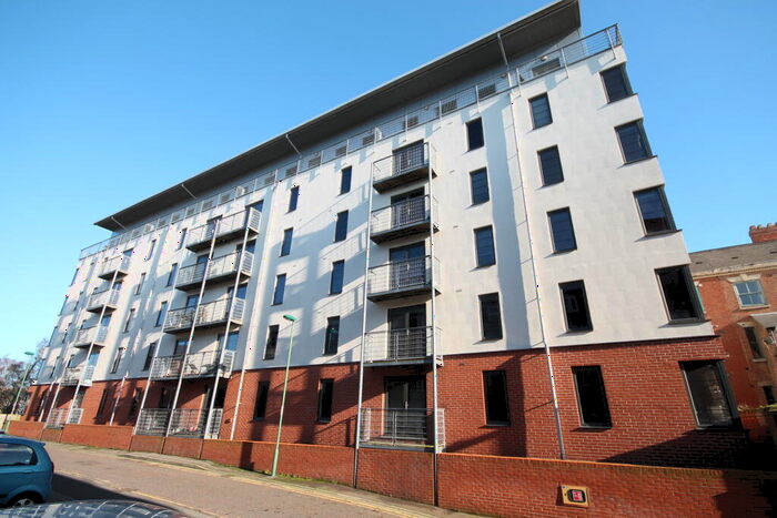 2 Bedroom Apartment To Rent In Park West, Derby Road, NG7
