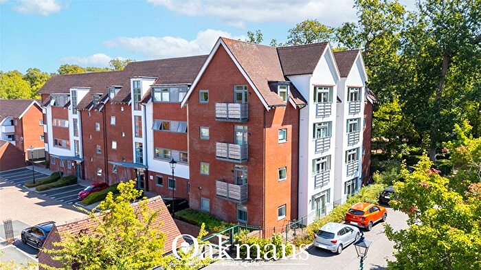 2 Bedroom Flat For Sale In Griffin Close, Northfield, Birmingham, West Midlands, B31