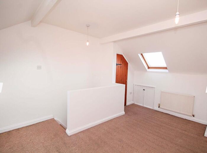 3 Bedroom House To Rent In Park Street, Kidderminster, DY11