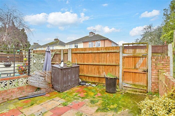 3 Bedroom Terraced House For Sale In Unity Street, Sheerness, Kent, ME12