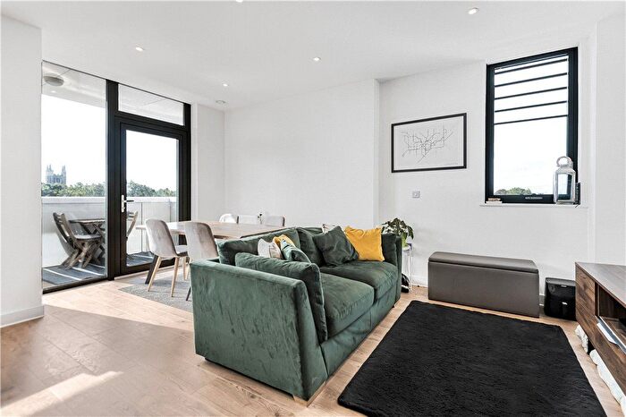 1 Bedroom Flat For Sale In Cairo New Road, Croydon, CR0