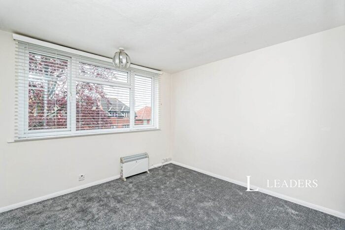 2 Bedroom Flat To Rent In Christine Court, Cobbett Road, SO18