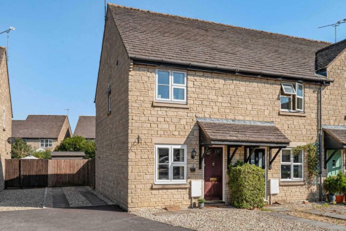 2 Bedroom End Terrace House For Sale In John Tame Close, Fairford, Gloucestershire, GL7