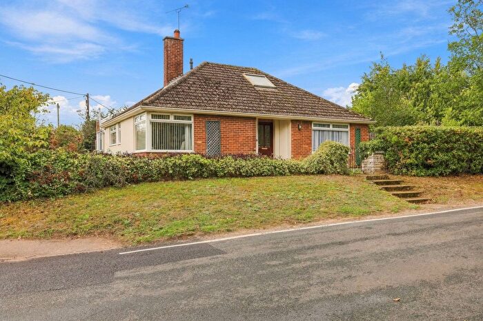 4 Bedroom Detached Bungalow For Sale In Sandy Lane, Woodbridge, IP12