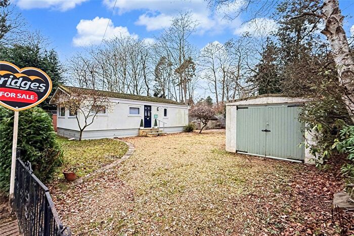 2 Bedroom Property For Sale In The Plateau, Warfield Park, Bracknell, Berkshire, RG42