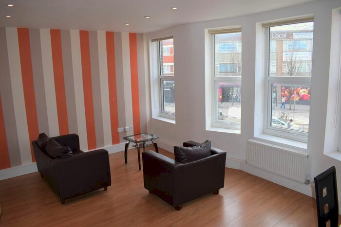 1 Bedroom Flat To Rent In Cranbrook Road, Ilford, IG2