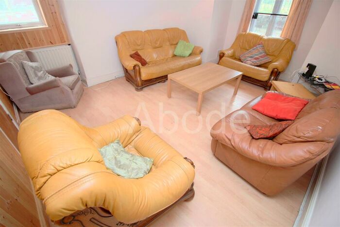 7 Bedroom House To Rent In Brudenell Road, Hyde Park, Leeds, LS6