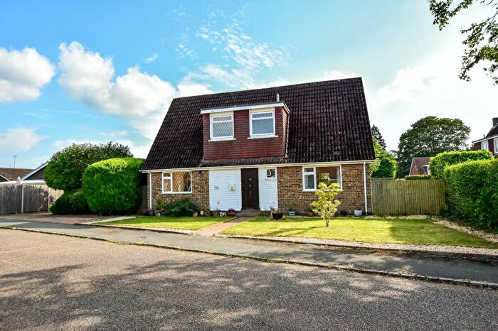 3 Bedroom Detached House For Sale In Chessfield Park, Little Chalfont, Amersham, Bucks, HP6