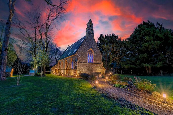 8 Bedroom Detached House To Rent In Church Lane, RG7