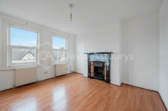 1 Bedroom Flat To Rent In Myddleton Road, Bounds Green, London N22