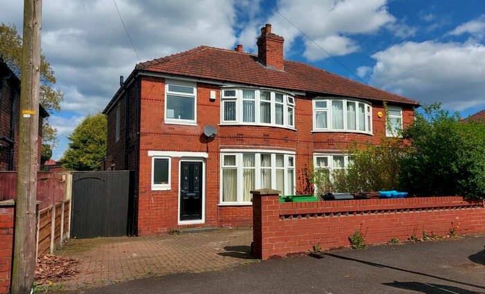 3 Bedroom Semi-Detached House To Rent In Parsonage Road, Manchester, Greater Manchester, M20