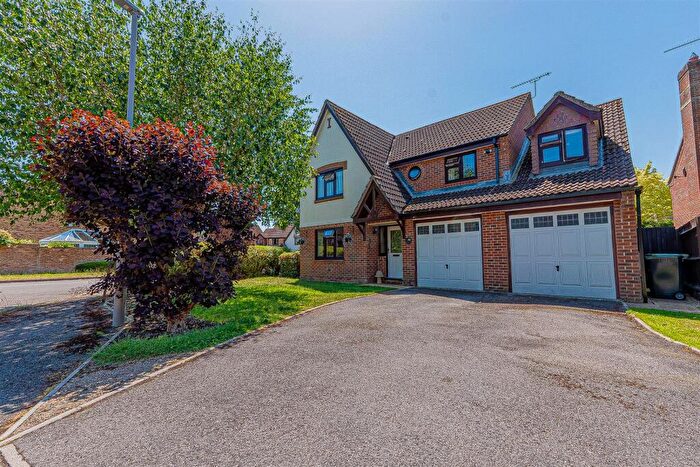 5 Bedroom Detached House For Sale In Albion Way, Verwood, BH31