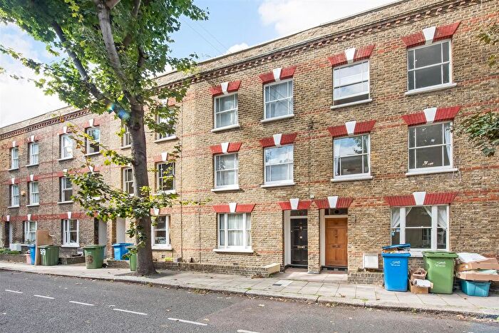 5 Bedroom Property To Rent In Henshaw Street, London, SE17