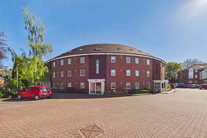 2 Bedroom Flat For Sale In The Dale, Woodseats, S8