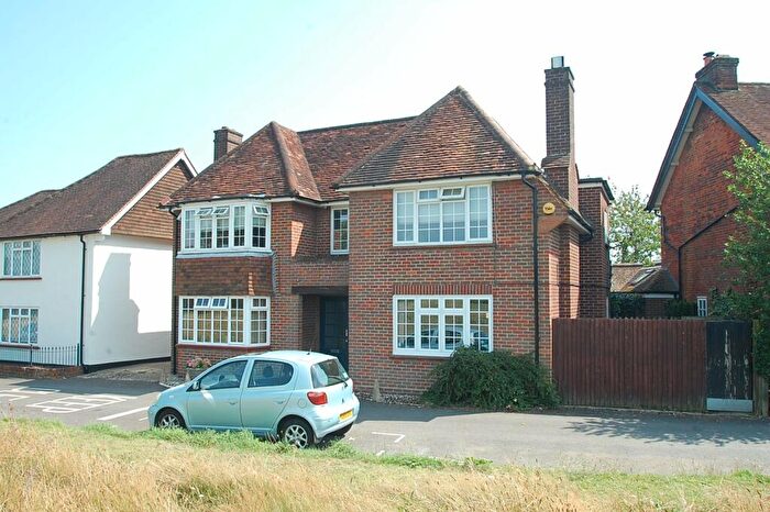 1 Bedroom Apartment To Rent In Gold Hill East, Chalfont St. Peter, Buckinghamshire, SL9