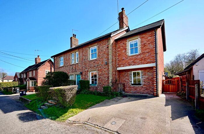 4 Bedroom Semi Detached House For Sale In High Street, Upper Dean, Huntingdon, PE28