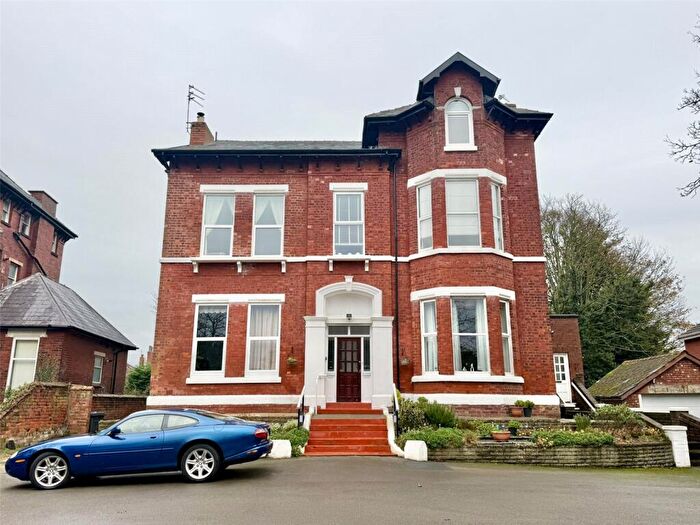 2 Bedroom Apartment To Rent In Park Avenue, Southport, PR9