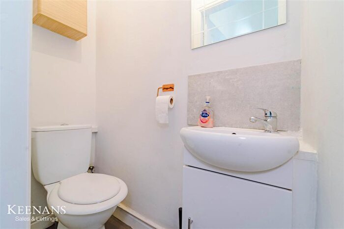 2 Bedroom Terraced House For Sale In Parrock Parade, Rossendale, BB4