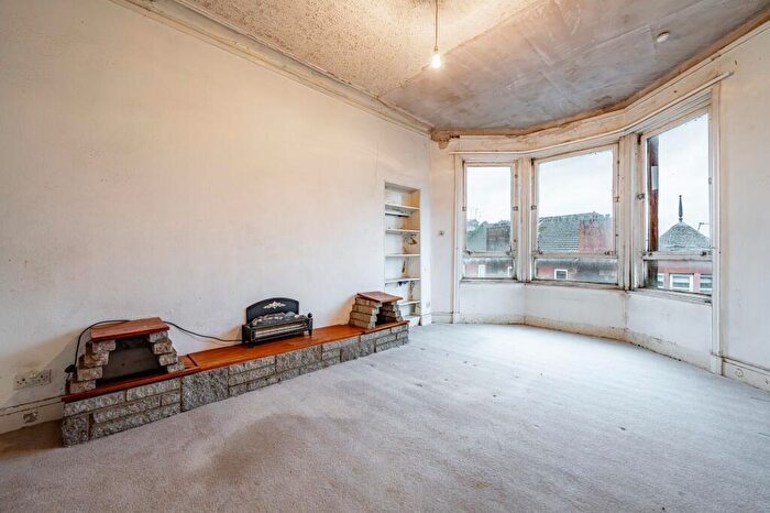 1 Bedroom Flat For Sale In Edgemont Street, Flat /, Shawlands, Glasgow, G41