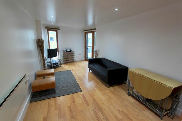 1 Bedroom Flat To Rent In Crozier House, Leeds Dock, LS10