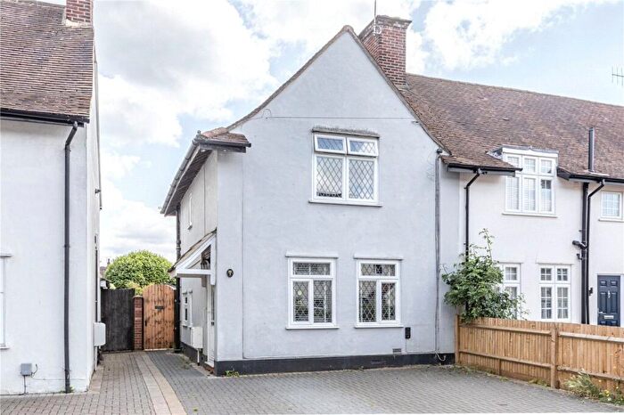 2 Bedroom End Of Terrace House For Sale In Caillard Road, Byfleet, West Byfleet, Surrey, KT14