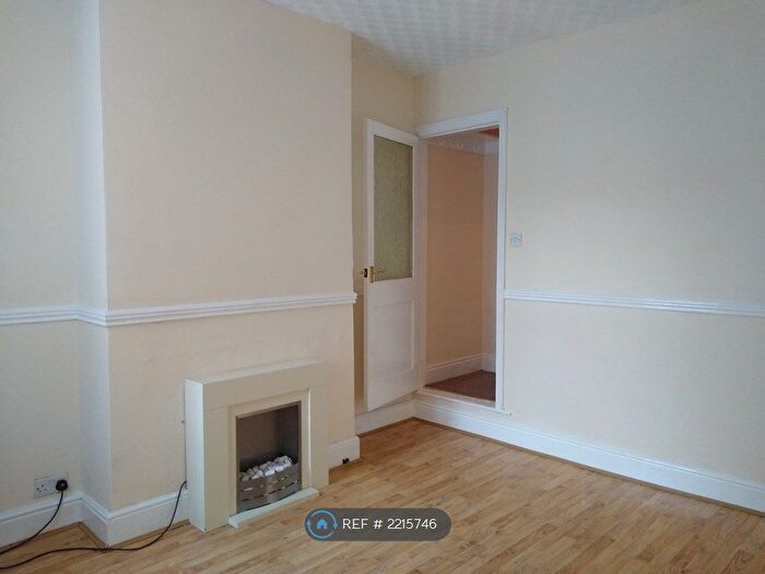 3 Bedroom Semi-Detached House To Rent In Osmaston Road, Derby, DE24