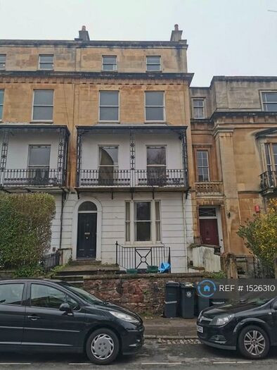 1 Bedroom Flat To Rent In Richmond Park Road, Bristol, BS8