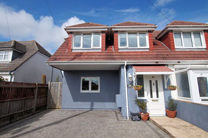 2 Bedroom Semi-Detached House For Sale In Roman Grove, Portchester, PO16
