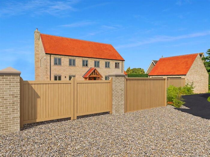 5 Bedroom Detached House For Sale In Lincoln Road, Cammeringham, Lincoln, LN1