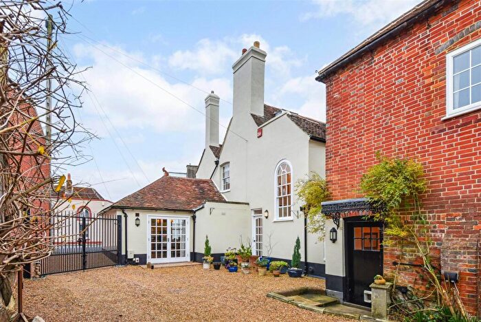 5 Bedroom Semi-Detached House For Sale In East Street, Titchfield Village, PO14