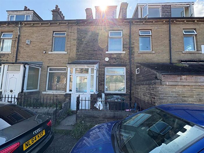 4 Bedroom Terraced House For Sale In Prospect Terrace, Allerton, BD15