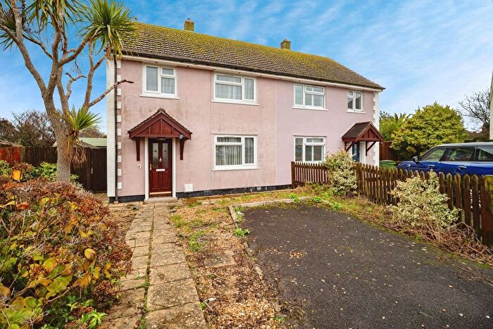 3 Bedroom Semi-Detached House For Sale In Walker Crescent, Weymouth, DT4
