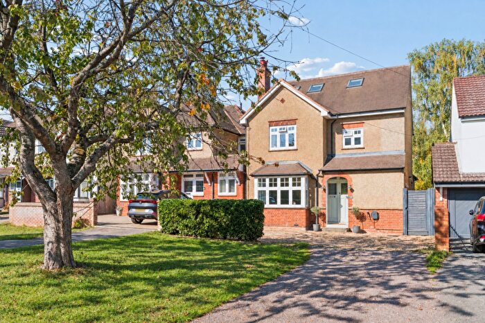 4 Bedroom Detached House For Sale In Sandridge Road, St. Albans, AL1