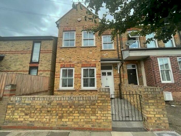 1 Bedroom House To Rent In Eldon Road, Wood Green, London, N22