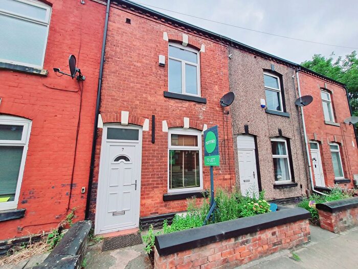 2 Bedroom Terraced House To Rent In Victoria Road, Dukinfield, SK16