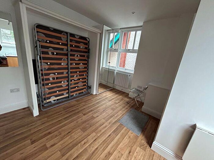 Flat To Rent In Flat, Stanmore Road, Edgbaston, Birmingham, B16