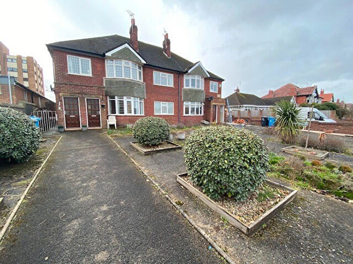 2 Bedroom Maisonette To Rent In Manor Court, Clifton Drive North, Lytham St. Annes, Lancashire, FY8