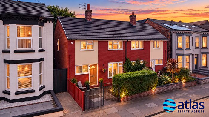3 Bedroom Semi-Detached House For Sale In Alderson Road, Wavertree, L15