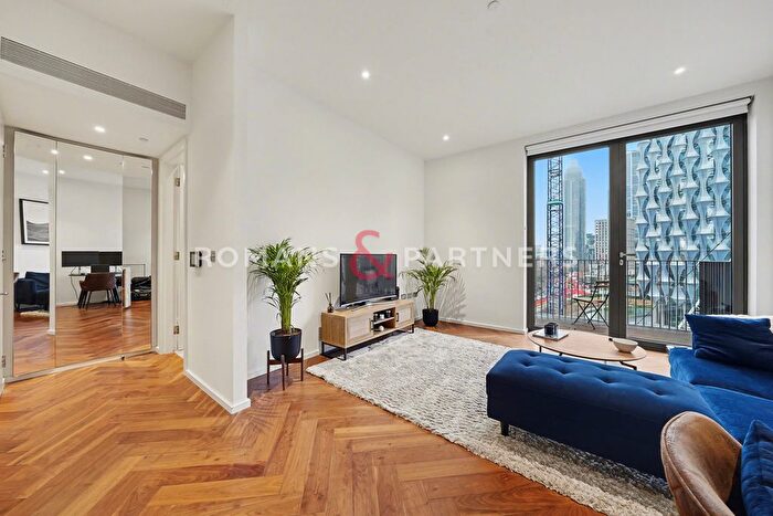 1 Bedroom Flat To Rent In Ambassador Building, Embassy Gardens, Nine Elms, SW11