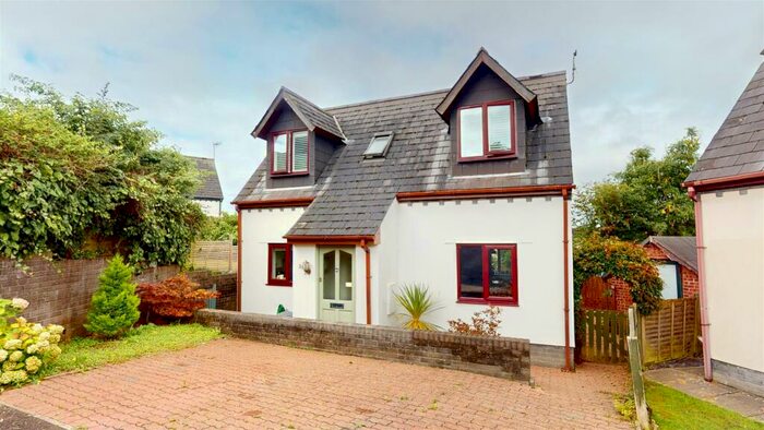 3 Bedroom Detached House To Rent In Hillside Drive, Cowbridge, CF71