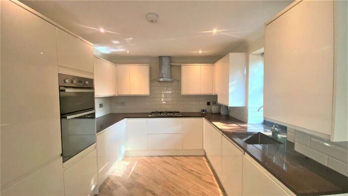 4 Bedroom Apartment To Rent In Garnet Court, The Drive, Wembley Park, HA9