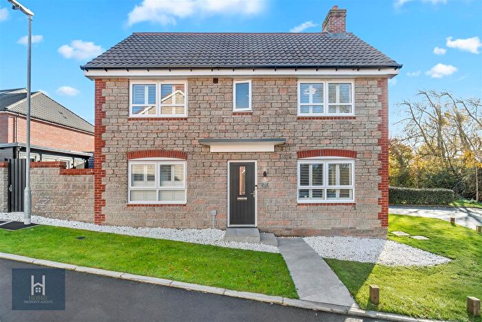 3 Bedroom Detached House For Sale In Poskett Way, Charfield, GL12