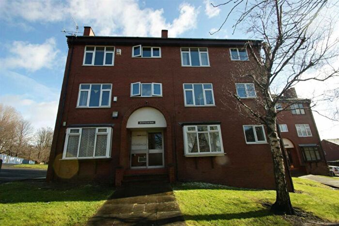 1 Bedroom Flat To Rent In Kendal Bank, Hyde Park, Leeds, LS3