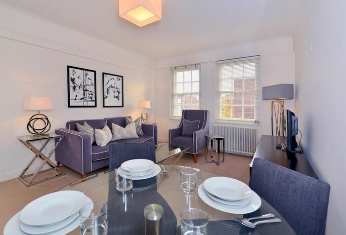 2 Bedroom Flat To Rent In Pelham Court, Chelsea, SW3