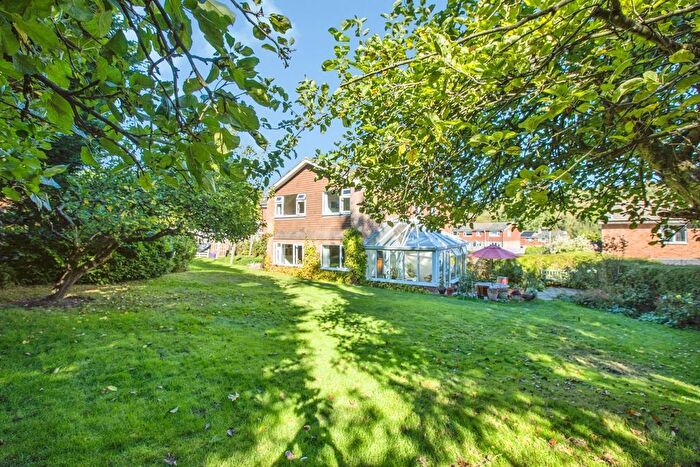 5 Bedroom Detached House For Sale In Shepherds Walk, Crowborough, East Sussex, TN6