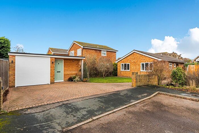 3 Bedroom Detached Bungalow For Sale In West End, Woking, GU24