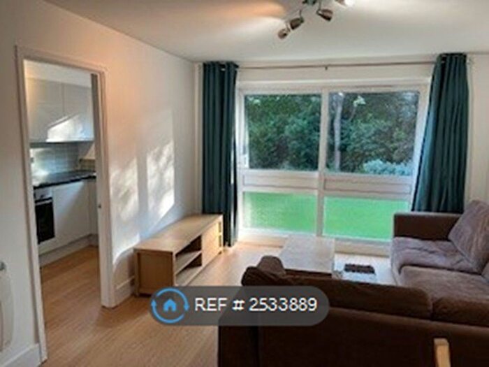 1 Bedroom Flat To Rent In Regent Square, London, E3
