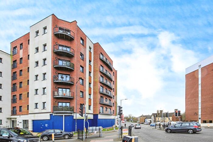 2 Bedroom Apartment For Sale In Hawksbill Way, Peterborough, PE2